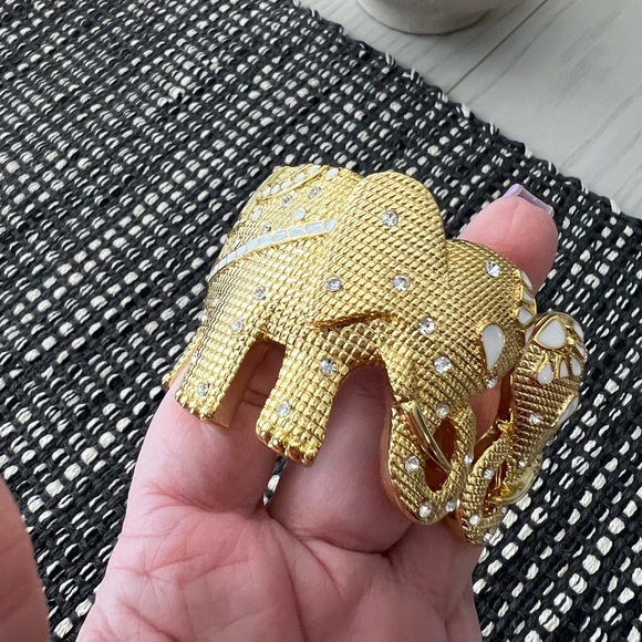 Lily Pulitzer Elephant Cuff - Picture 2 of 5
